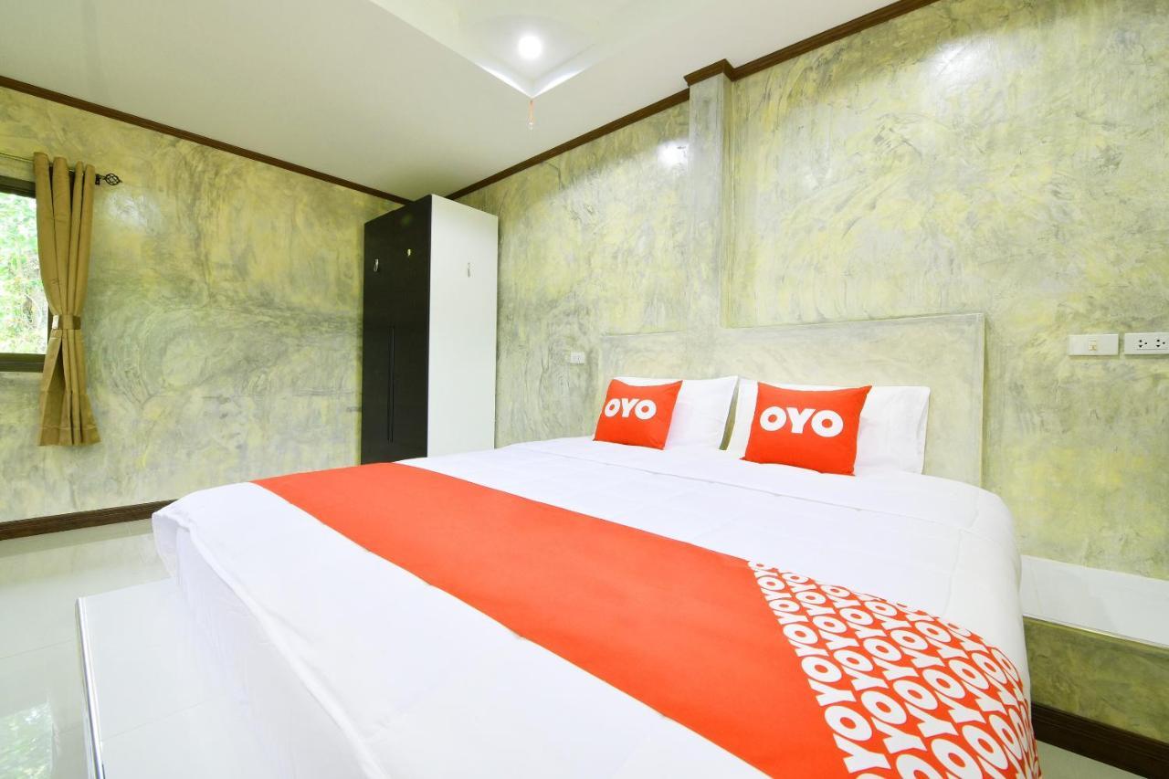 Oyo 536 Reuan Kanthima Ban Laem Chabang Extérieur photo